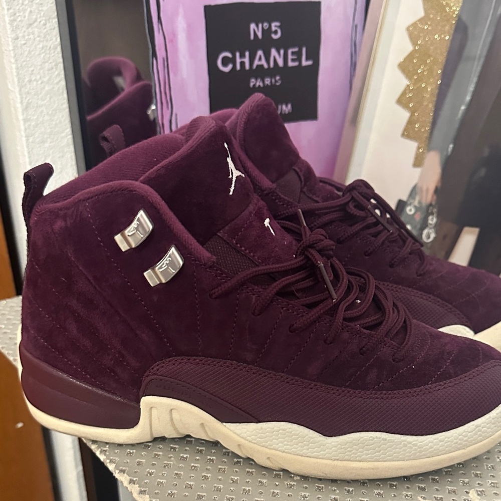 Air Jordan 12 Retro "Bordeaux" EUC - Picture 2 of 13